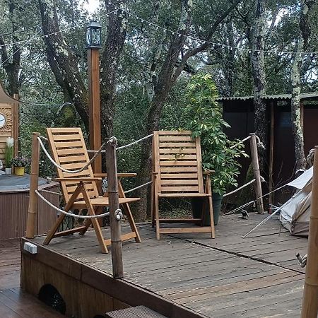 Evasion En Pleine Nature, Tipi Insolite Et Jacuzzi Au Pont Du Gard ! Vers Pont du Gard Bagian luar foto